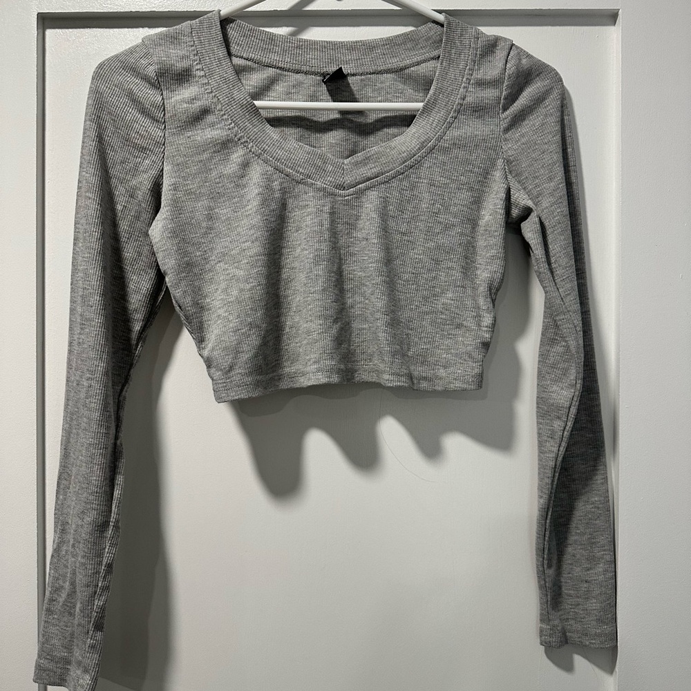 SHEIN Heather Gray V-Neck Crop Top